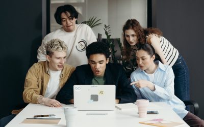 Realize trabalhos colaborativos com os recursos do Miro