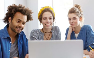 Crie cursos e videoaulas para desenvolver equipes de trabalho